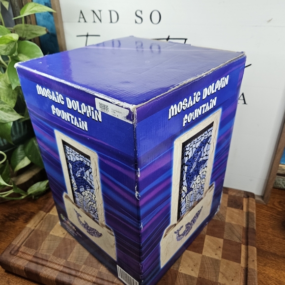 Mosaic Dolphin Fountain Spencer Gift New - Picture 5 of 7